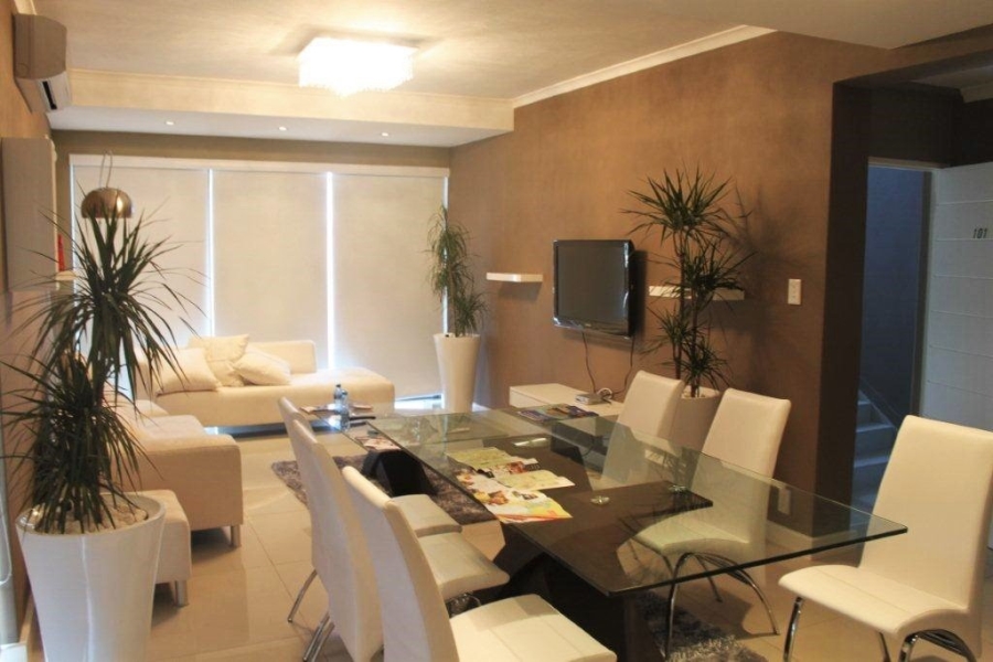 To Let 2 Bedroom Property for Rent in Vredehoek Western Cape